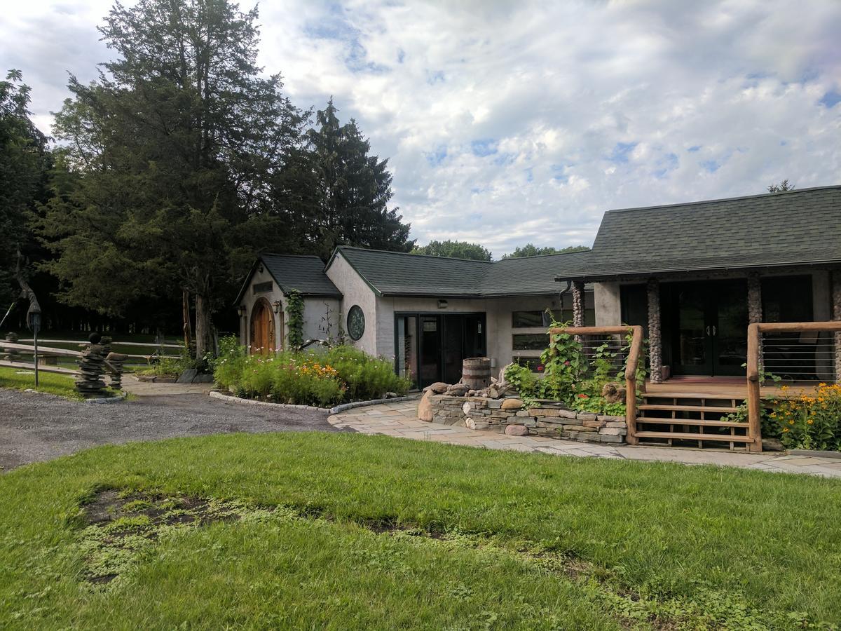 New Park Retreat Hotel Итака Екстериор снимка